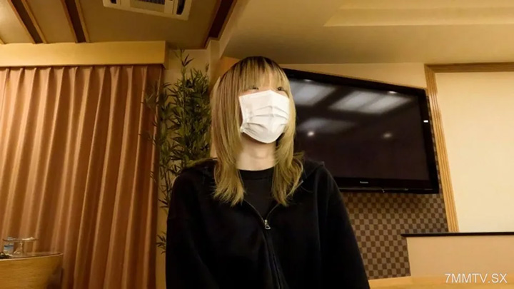 fc2-ppv-4658299-Asahi(18)第二次拍攝了苗條的小乳房時,其中有一個不同的視頻視頻。它包括兩個視